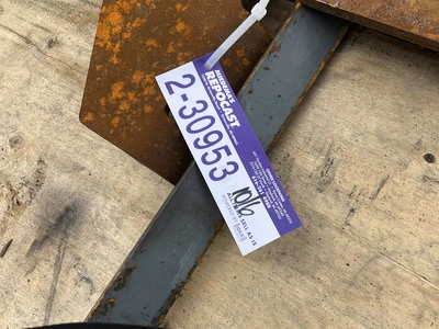 Used WOLVERINE QMP1-16-10T QUICK ATTACH MOUNTING PLATE Construction Equipment Parts Michigan US | Miedema Asset Management Group #1468752