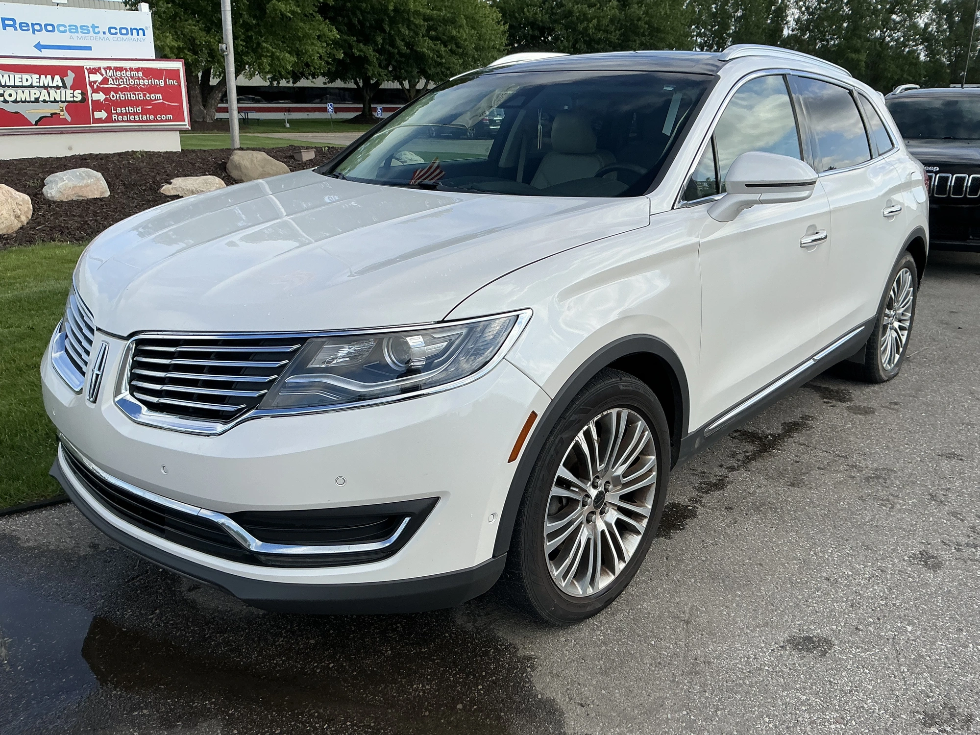 USED 2016 LINCOLN MKX