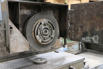 USED 1980 Okamoto ACCUGAR 124N, 1980, 3X AUTO FEEDS, AUTO IDF
