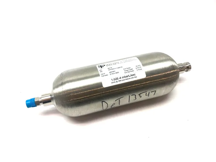 Used SPECTRO PHYSICS HELIUM MASTER 1.02E-4 MBARL/SEC, 1500 PSIA Misc Industrial Equipment | Maverick Industrial Sales #1111843