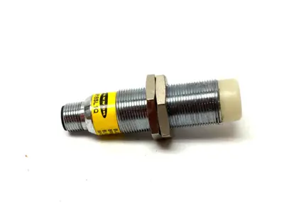 USED BANNER ENGINEERING EZ-LIGHT 18MM METAL BARREL PANEL MOUNT INDICATOR