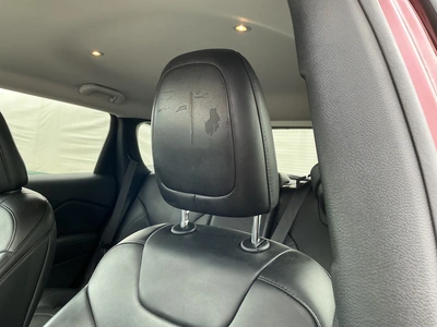 USED 2019 JEEP CHEROKEE