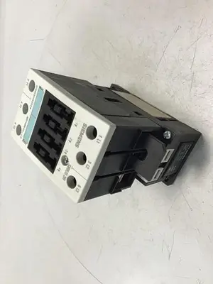 USED SIEMENS 3RT1035-1AK60