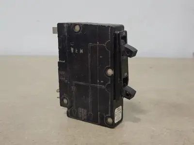 USED SQUARE D QO115