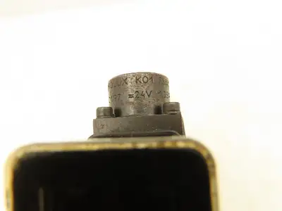 Used HUSKY HYDROLUX MOOG _UNKNOWN_ Valves/Fittings | Arrow Industrial #622605