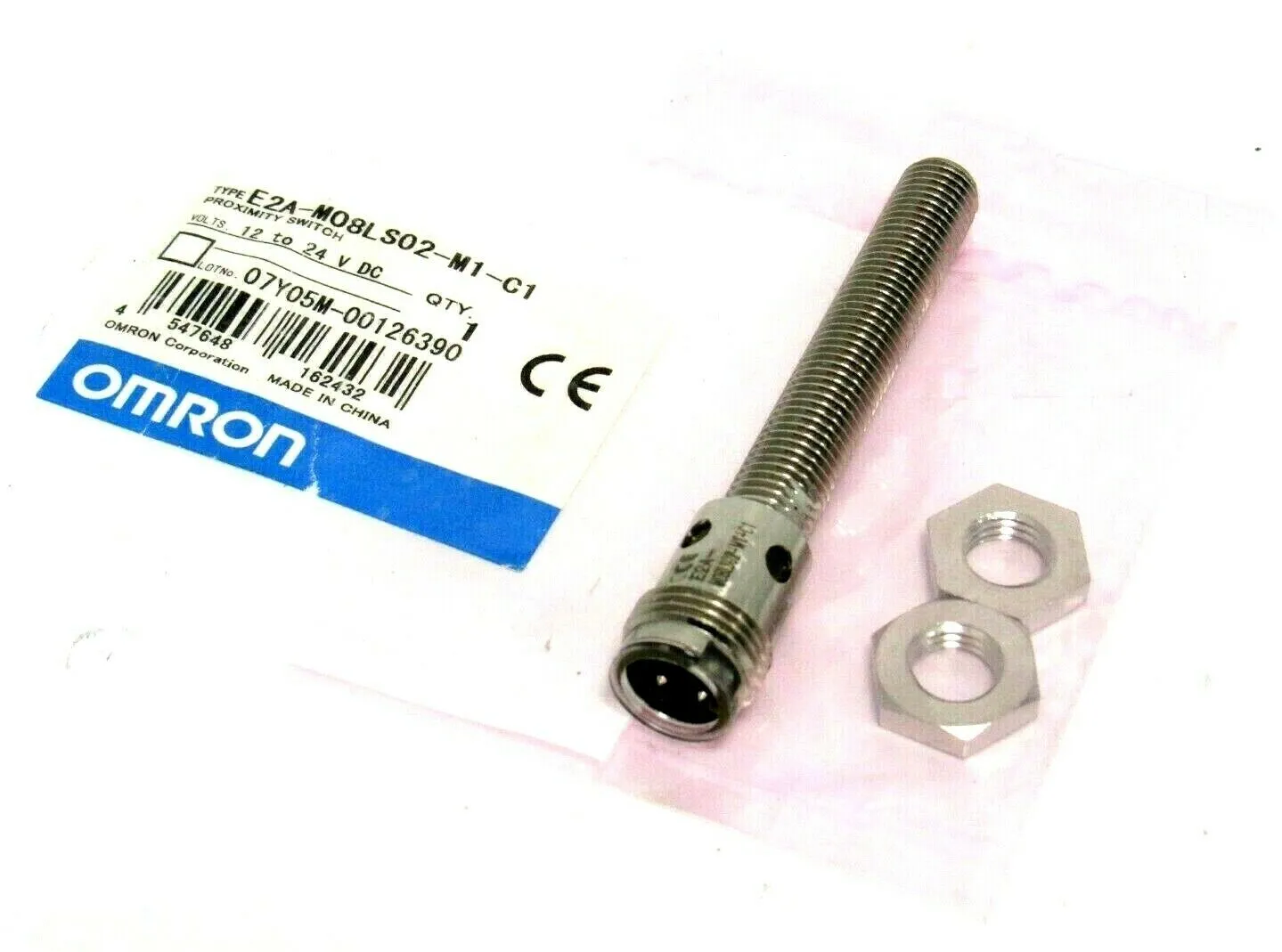 NEW OMRON E2A-M08LS02-M1-C1 PROXIMITY SWITCH E2AM08LS02M1C1