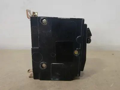 USED SQUARE D QO130