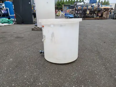 4 x Plastic Tanks
