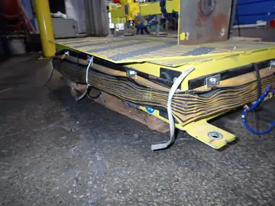 Knight Global  3000 Lbs / 24" C" X 44" Table  Lift Table
