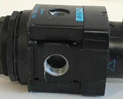 USED Wilkerson B28-04-F100