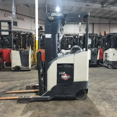 USED 2016 CROWN RR5725-45