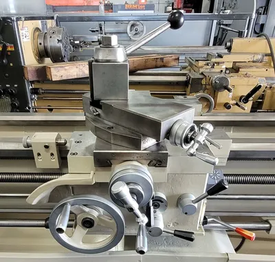 Used VICTOR 2080G Gap Lathes Kentucky US | Machinery Central #782061