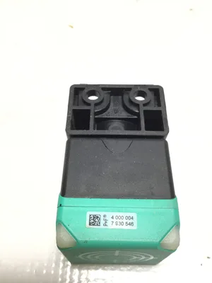Pepperl+Fuchs 120992 Inductive Proximity Sensor 200mA