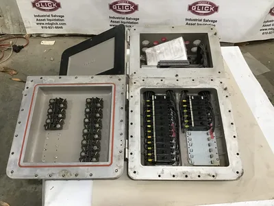 Appleton D2P4B-1820 D2P Breaker Panelboard Hazardous Location UL Listed