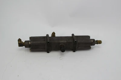 Used Wabco P61128 Valves/Fittings California US | Davliegogo LLC #1708482