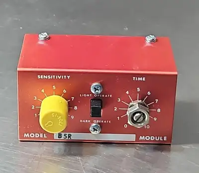 BANNER B5R Logic Module. Loc5E14