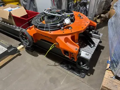 USED KUKA KL4000 LINEAR RAIL
