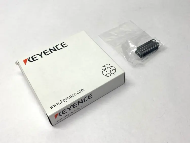 Used KEYENCE R-5 Misc Industrial Equipment | Maverick Industrial Sales #1106329