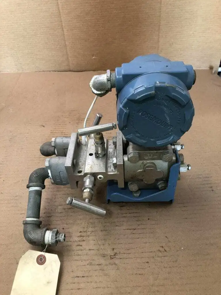 Rosemount 1151DP5S22 Pressure Transmitter 2000PSI 45VDC 0-750in H2O