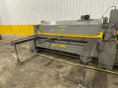 8' X 3/16" WYSONG MODEL #796 MECHANICAL POWER SQUARING SHEAR WITH BACK GAUGE: STOCK #23634
