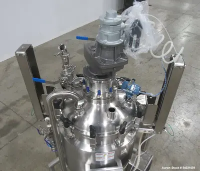 Buy Used Apache Stainless Agitated Reactor – 200 Liter, 316/304 SS, Vertical