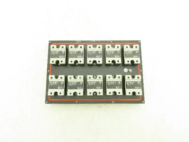 Carlo Gavazzi RM1A48D50S18 Solid State Relay 480V 50A SSR Heat Sink w/10 Relays