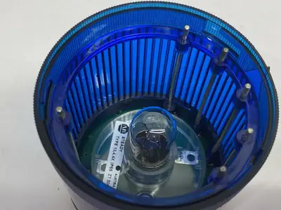 USED ALLEN-BRADLEY SER. B STEADY INCANDESCENT STACK LIGHT BLUE 120VAC