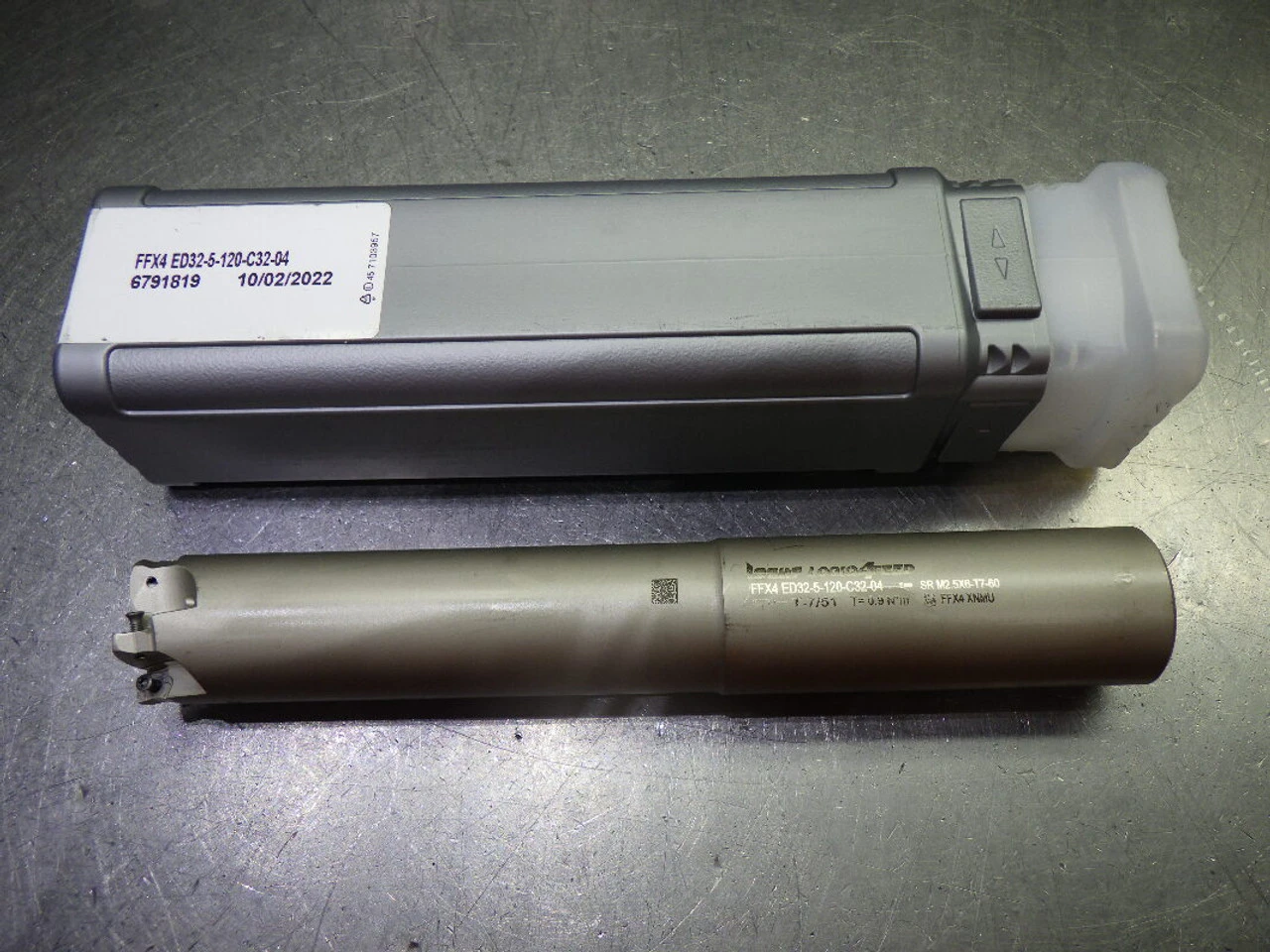 Iscar 24.6-32mm Coolant Thru Endmill 32mm Shank FFX4 ED32-5-120-C32-04 (LOC3448A)