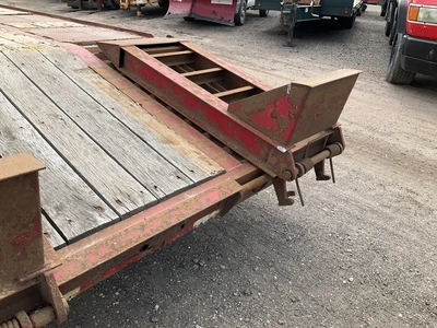USED 2016 INTERSTATE TRAILER