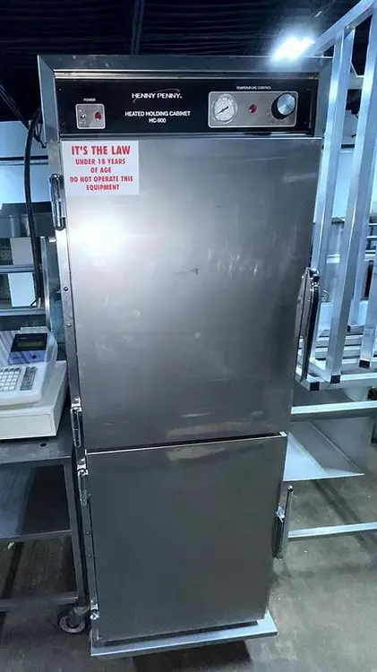 Used HENNY PENNY HC-900 Hot Food Warming, Holding, & Transport Cabinets British Columbia CA | Surrey Food Equipment #777440