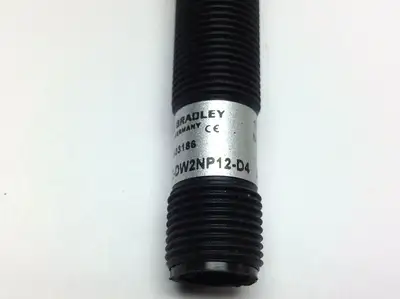 USED ALLEN-BRADLEY INDUCTIVE PROXIMITY SENSOR