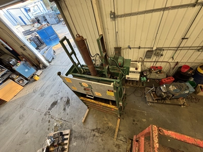 Load King VB-6036-WL Baler