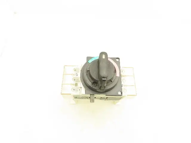 Mitsubishi Electric NV83-CW Circuit Breaker Disconnect Switch 15A 3 Pole