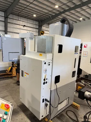 2010 HAAS OM-2A Vertical Machining Centers | GMT (9)
