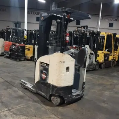 USED 2019 CROWN RR5725-45
