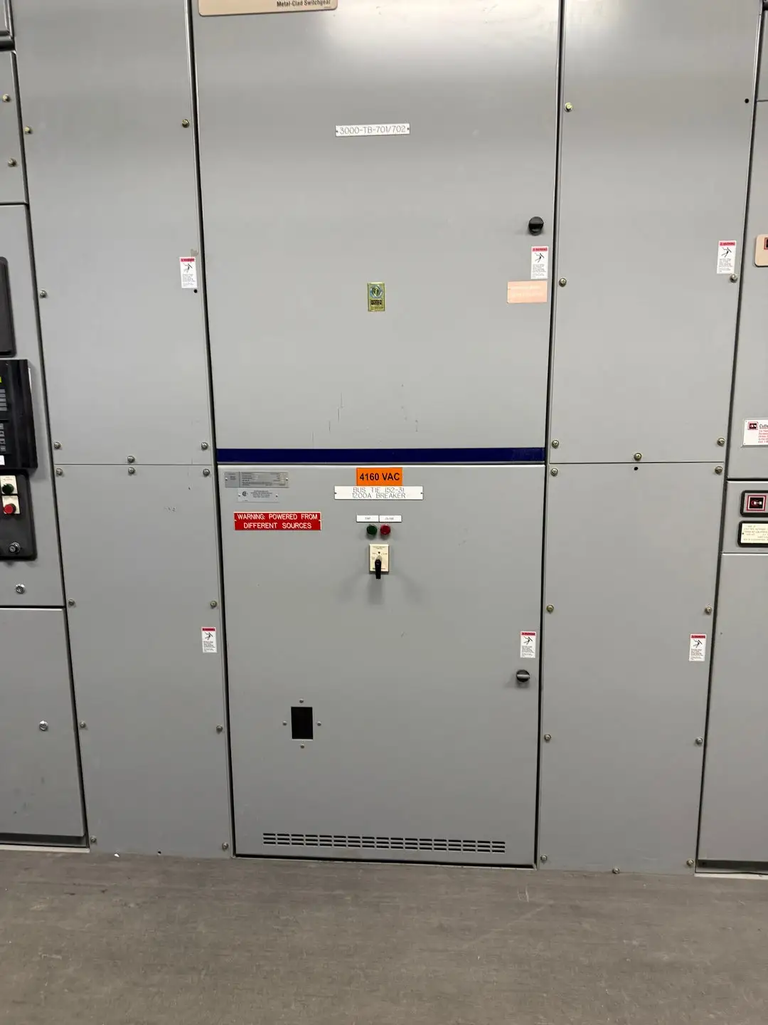 VacClad-W Tie Breaker Unit, 4160V, 1200A