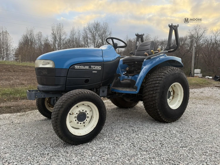 Used 2007 NEW HOLLAND TC29D Tractors & Trailers Tennessee US | Moore Equipment #1516702