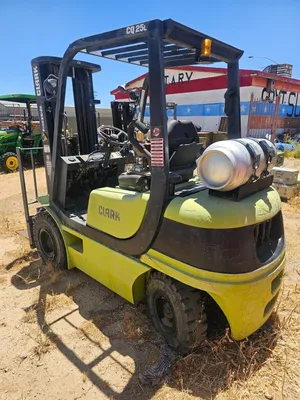 Used JOSLYN CLARK CQ25L 4-Wheel Sit down Electric Counterbalance Forklifts California US | nands #1319122