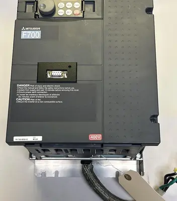 USED MITSUBISHI ELECTRIC FR-F740-00250-EC