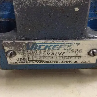 Used VICKERS CVCS25C1S2W24510AP10 Valves/Fittings Michigan US | Ideal Machinery #706274