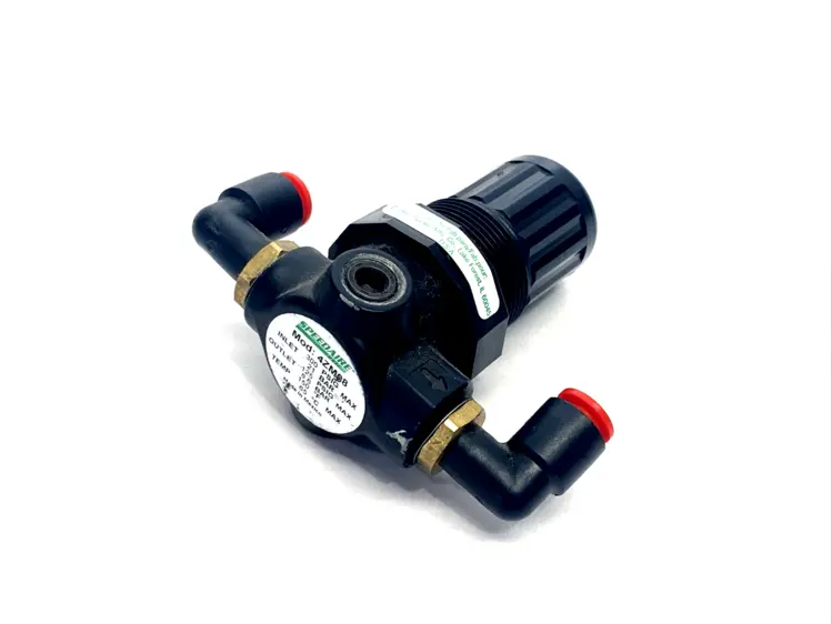 Used SPEEDAIRE _UNKNOWN_ Air Pressure Regulators Michigan US | Maverick Industrial Sales #1089087