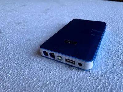 Smartech 6000mAh Lithium Powered 450A Vehicle Jump Starter With Power Bank