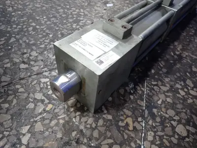 USED 2018 REO M40607