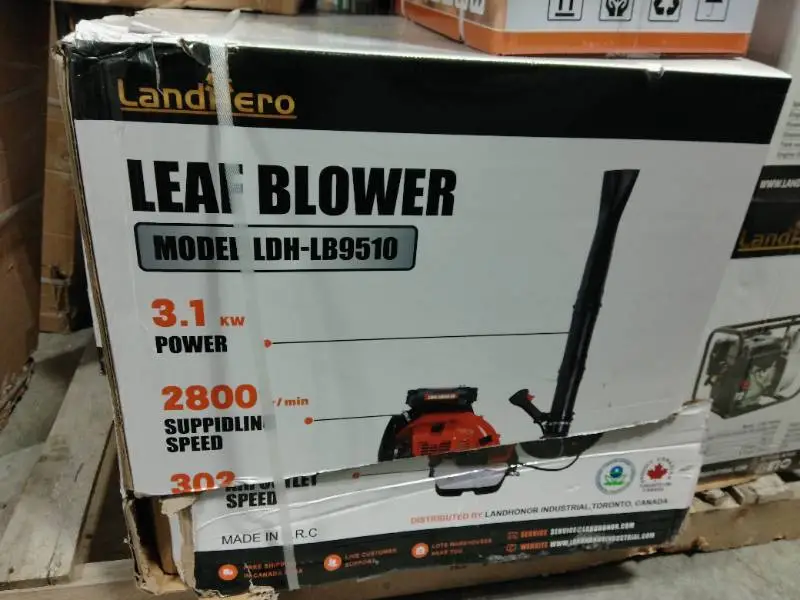 LEAF BLOWER