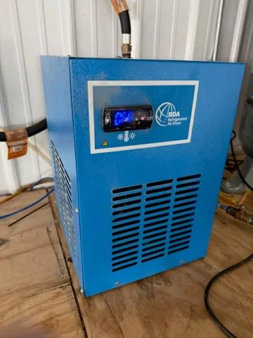 Used _UNKNOWN_ _UNKNOWN_ Refrigerated Air Compressor Dryers Indiana US | Brewhouse Equipment Group #1292360