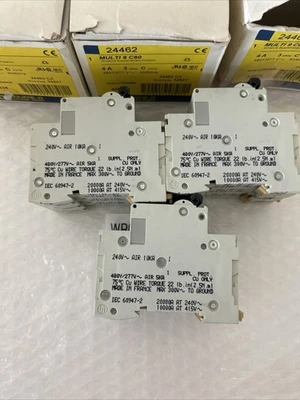 NEW Merlin Gerin 24462