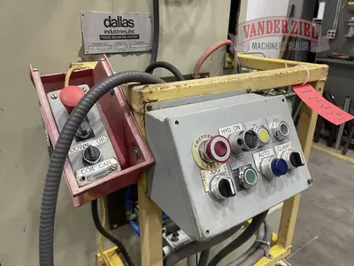 Dallas 10k LBS Reel w/ Coil Car