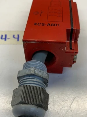 USED Telemecanique XCS-A801