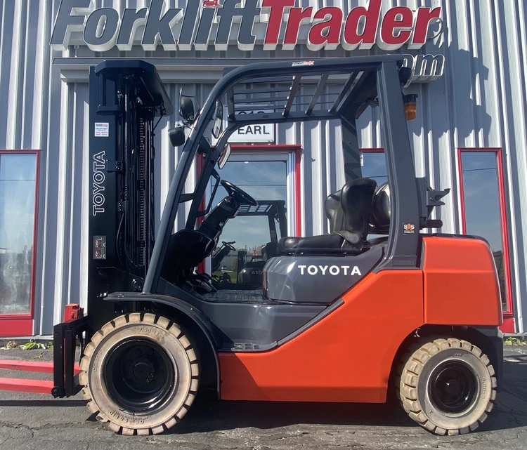 Used 2014 TOYOTA 8FGU25 Misc Forklifts Wisconsin US | Forklifttrader.com #806841