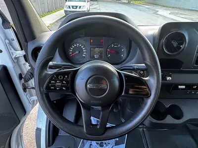 Used 2019 FREIGHTLINER SPRINTER Vans Florida US | Truck and Van Outlet #1509215